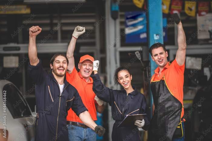 Friendly Mike's Auto Glass team